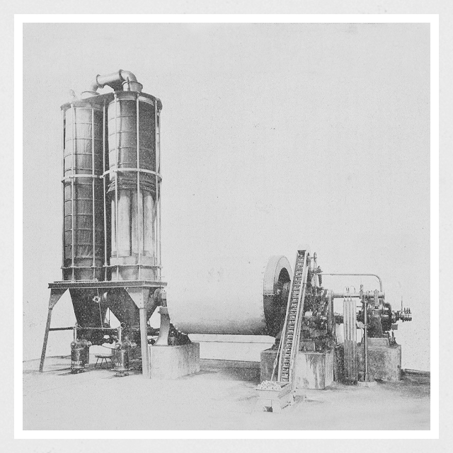 Lead oxides and the process to manufacture the same